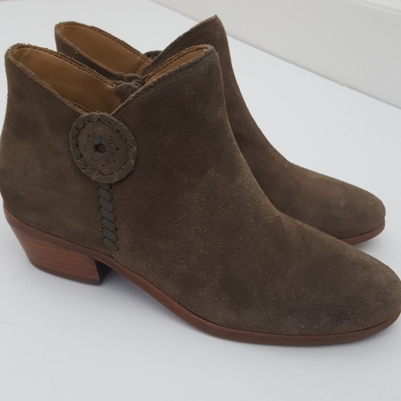 Jack Rogers Shoes - NEW Jack Rogers Peyton olive suede bootie Women size 6.5 M